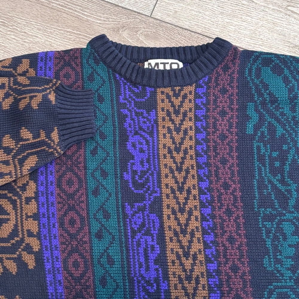 MTO International Sweater Mens Medium Multi Color Stripe Vintage Knit Crewneck